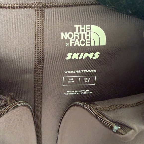 SKIMS x The North Face Dark Brown Phoenix Refina Bodysuit - Picture 3 of 6